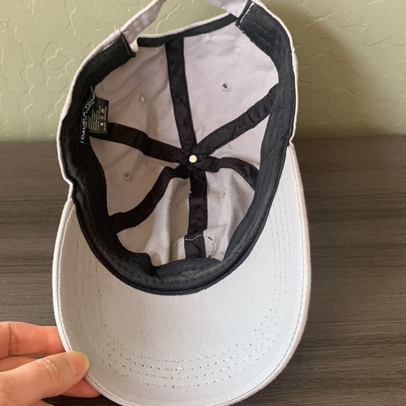 Good Vibes Heart Gray Baseball Cap - Picture 7 of 7